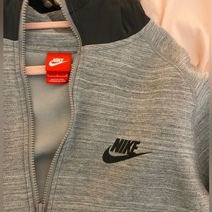 Nike Gray Zip Up Sweater